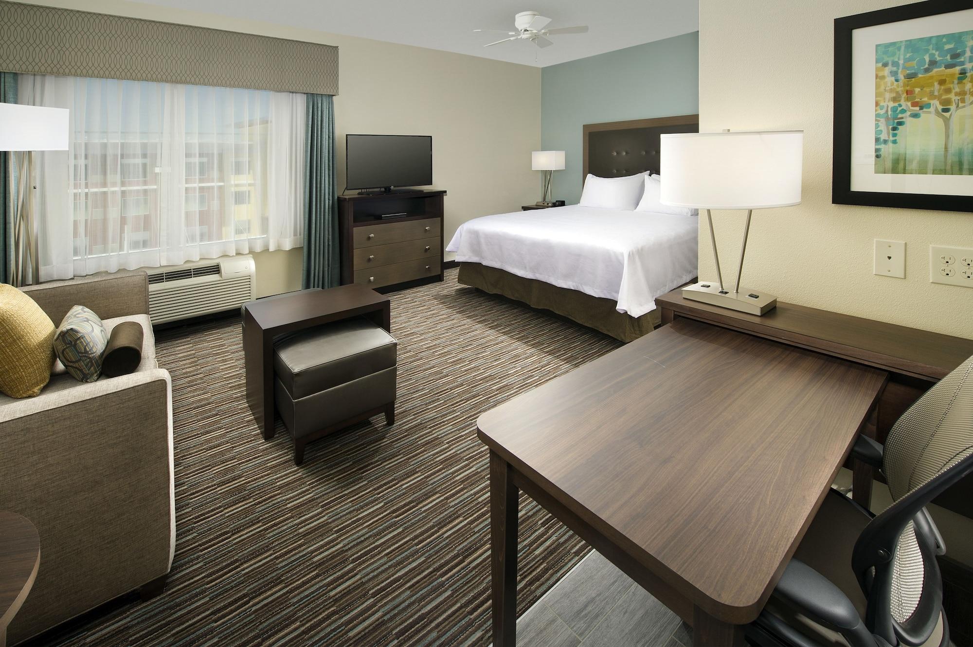 Homewood Suites By Hilton Kansas City Speedway Eksteriør billede