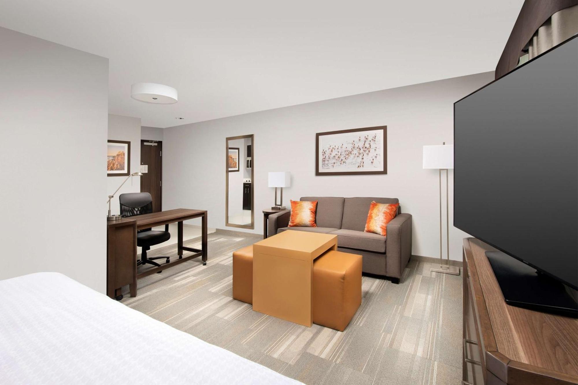 Homewood Suites By Hilton Kansas City Speedway Eksteriør billede