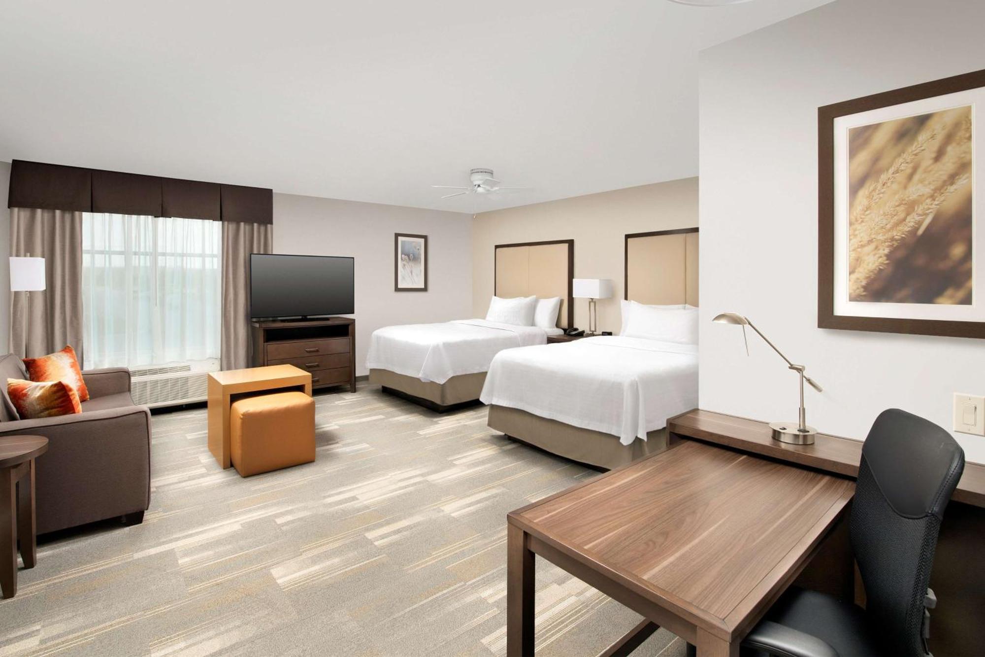 Homewood Suites By Hilton Kansas City Speedway Eksteriør billede