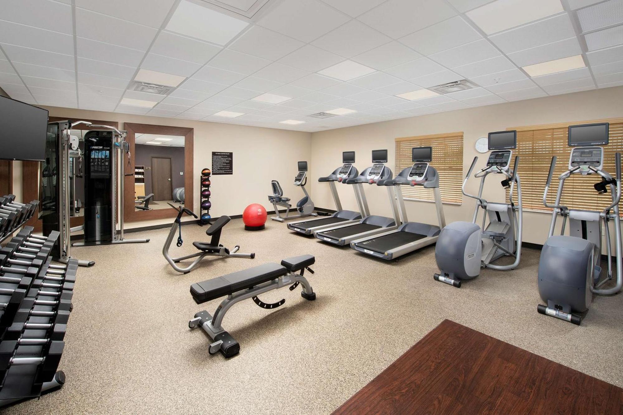Homewood Suites By Hilton Kansas City Speedway Eksteriør billede