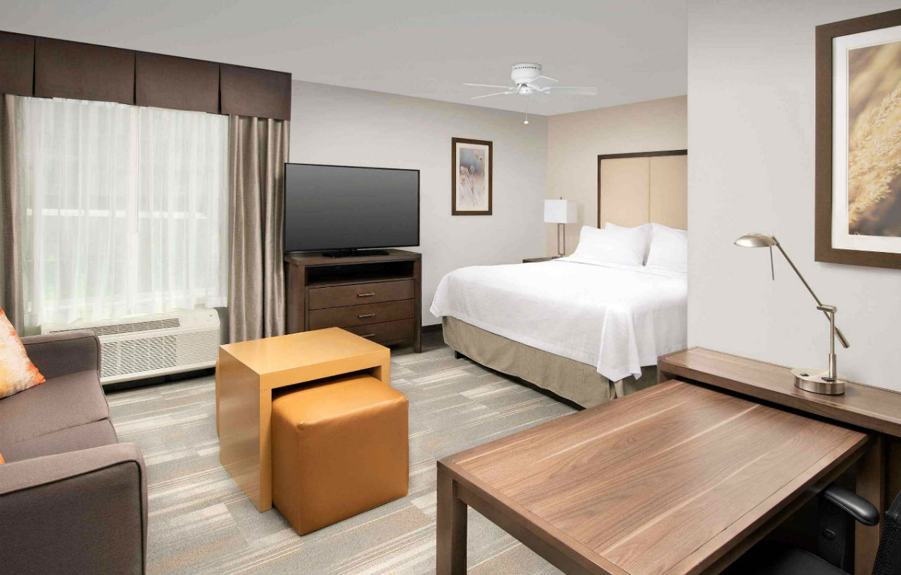 Homewood Suites By Hilton Kansas City Speedway Eksteriør billede